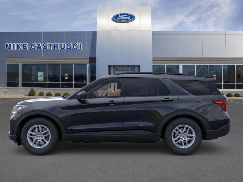 2026 Ford Explorer photo 3