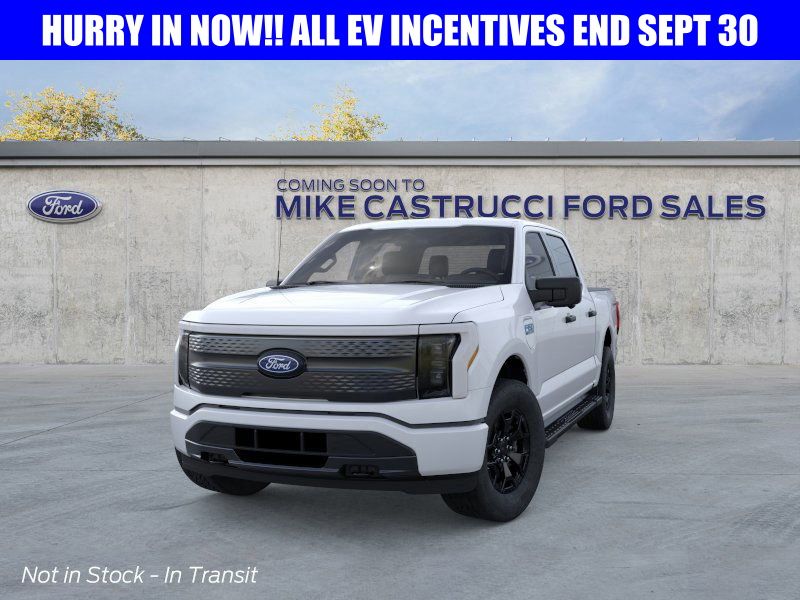 2025 Ford F-150 Lightning XLT photo 2