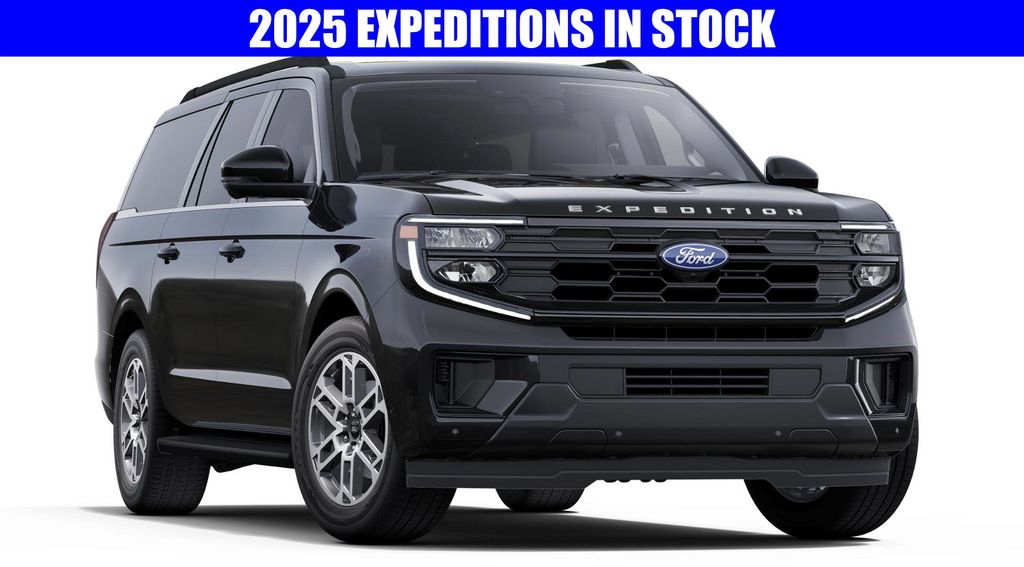 2025 Ford Expedition MAX photo 3
