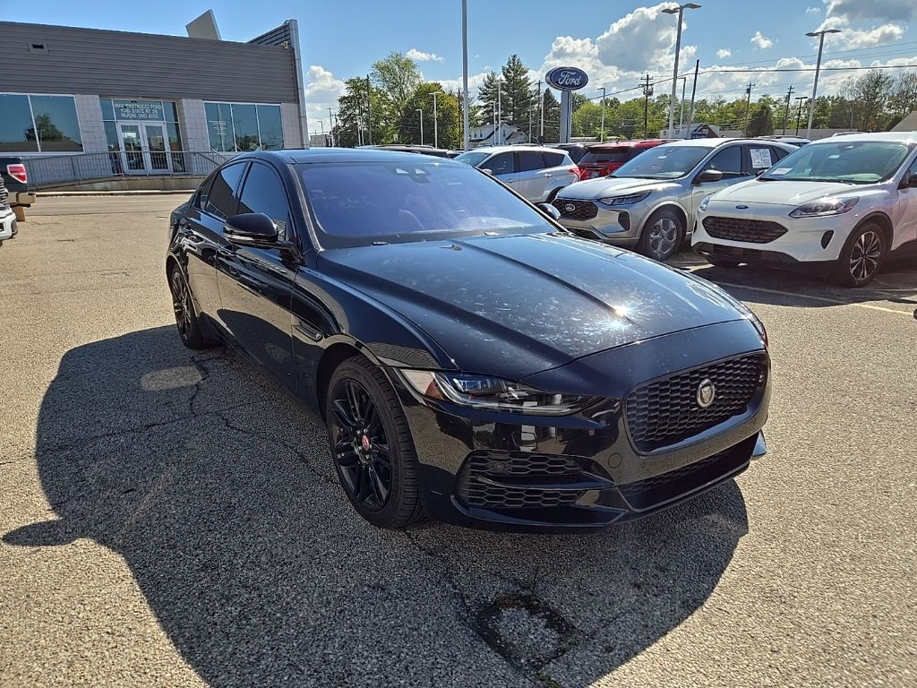 2020 Jaguar XE S photo 3