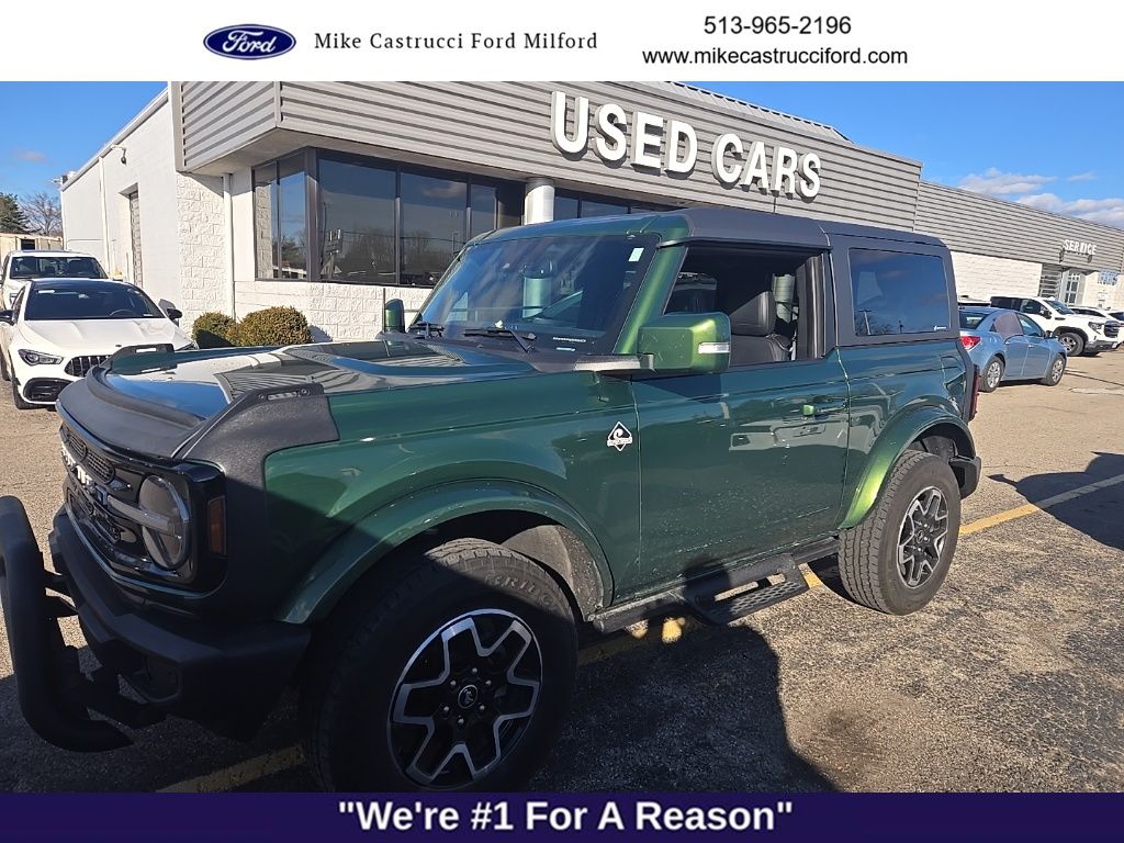 2023 Ford Bronco 2-Door Outer Banks's photo