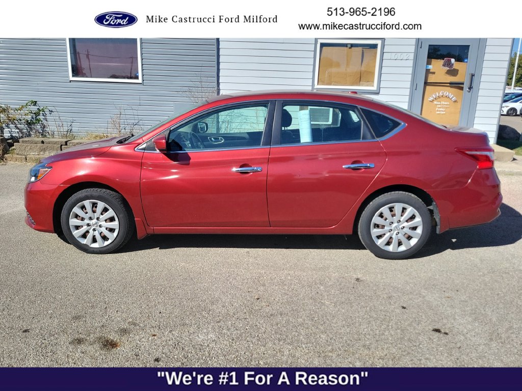 Used 2016 Nissan Sentra SV with VIN 3N1AB7AP5GY239615 for sale in Milford, OH