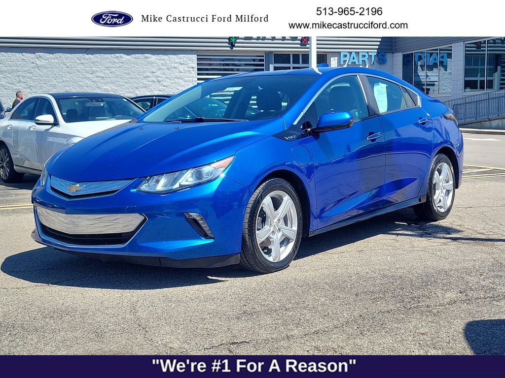 2018 Chevrolet Volt LT's photo