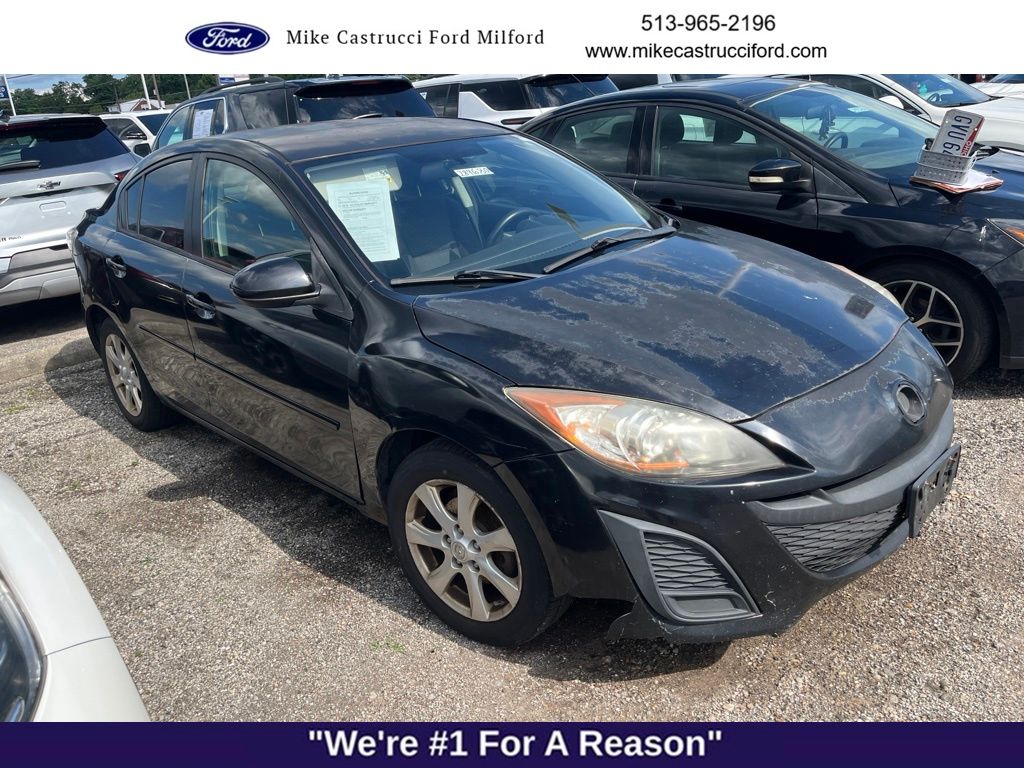 Used 2011 Mazda MAZDA3 i Touring with VIN JM1BL1VF4B1491687 for sale in Milford, OH