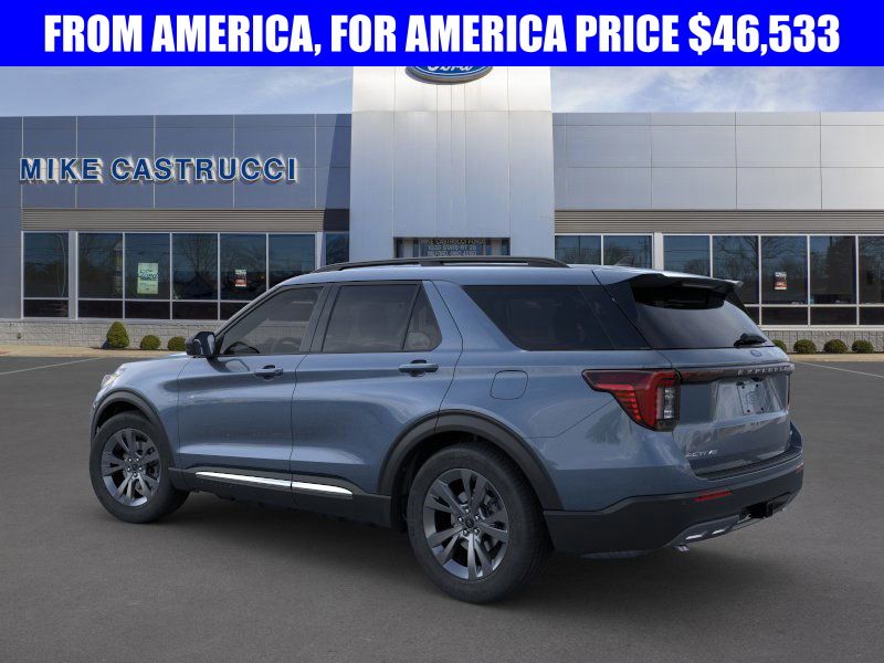 2025 Ford Explorer photo 4