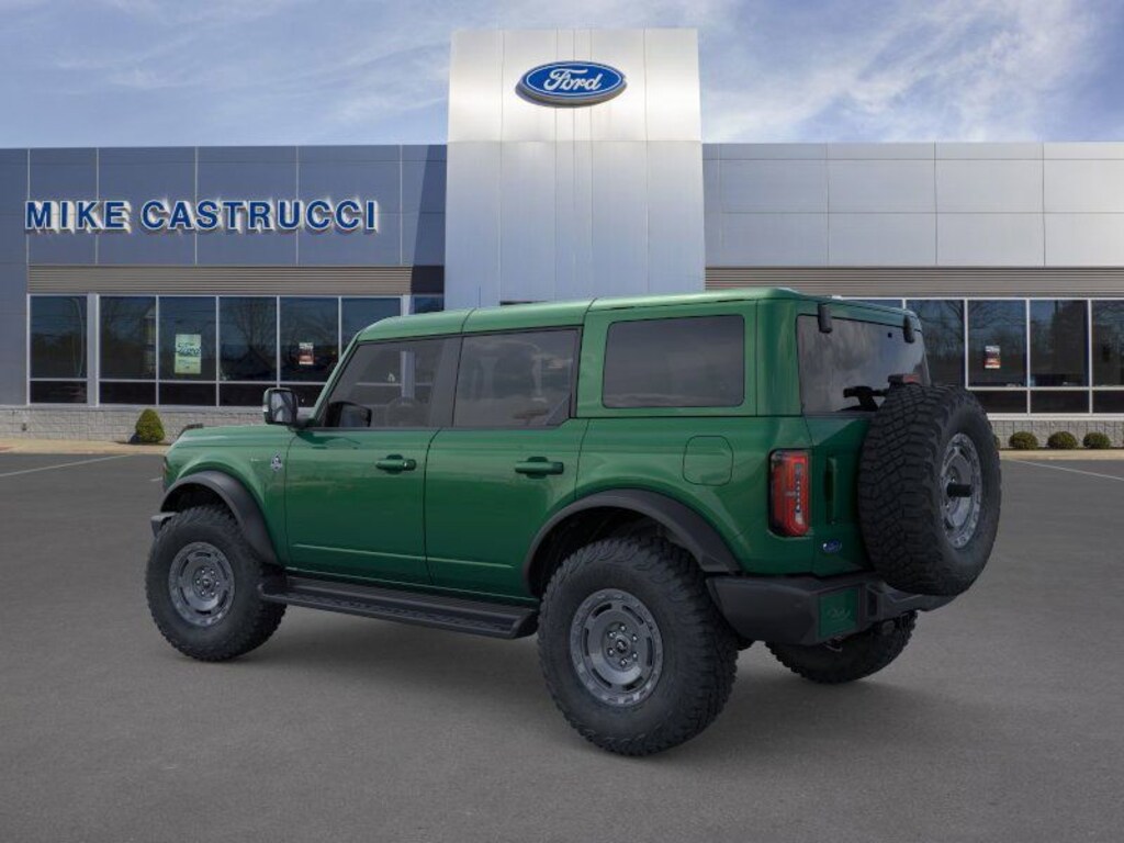 New 2025 Ford Bronco Outer Banks SUV
