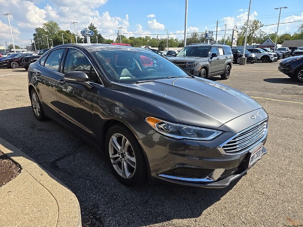 Used 2018 Ford Fusion SE Sedan