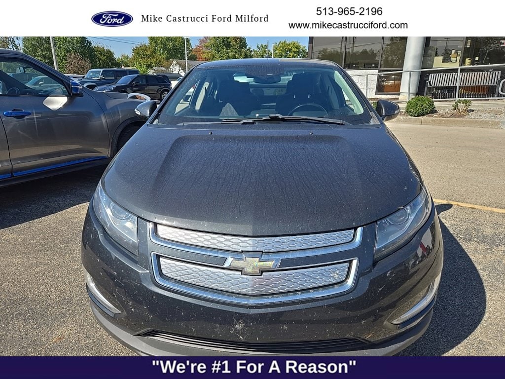 Used 2015 Chevrolet Volt Base with VIN 1G1RA6E47FU135974 for sale in Milford, OH