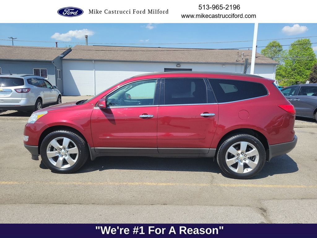 Used 2011 Chevrolet Traverse 1LT with VIN 1GNKRGED4BJ102568 for sale in Milford, OH