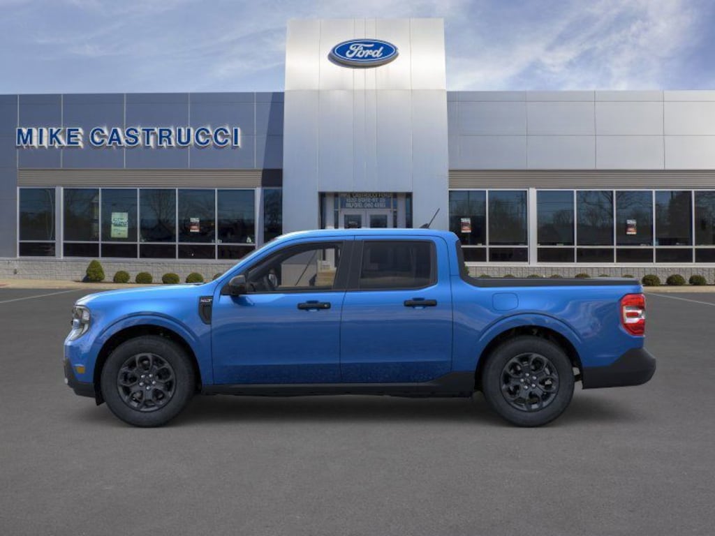 New 2025 Ford Maverick XLT Truck