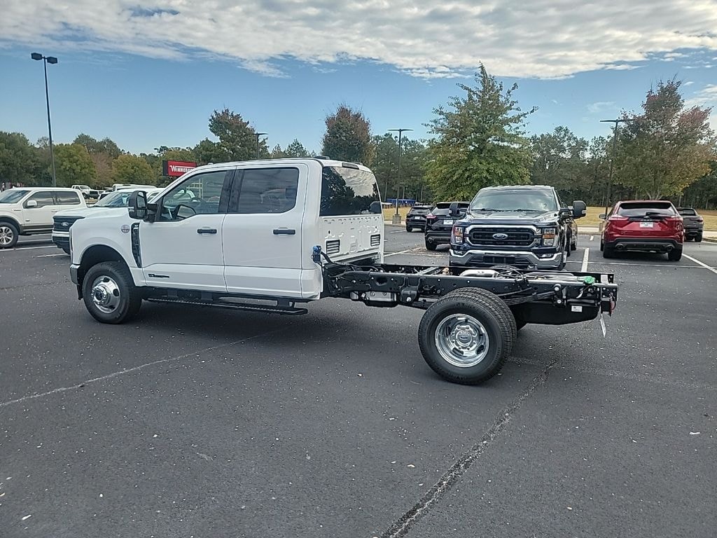 New 2026 Ford F-350SD Chassis