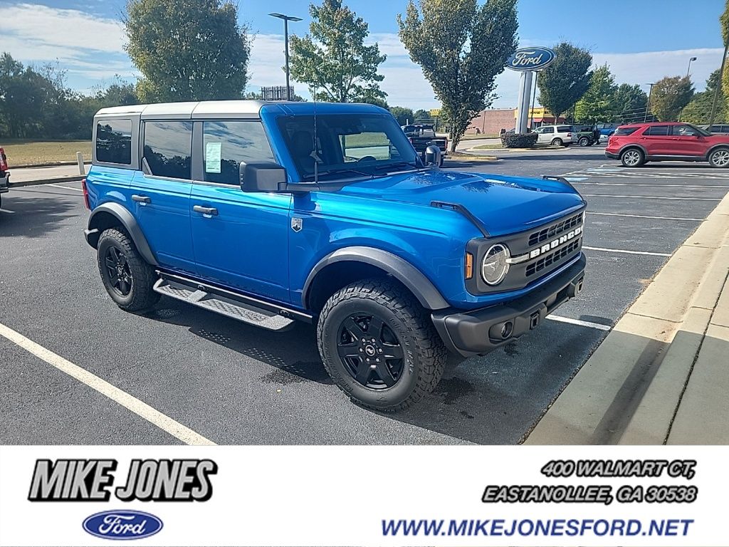 2025 Ford Bronco 4-Door Big Bend's photo