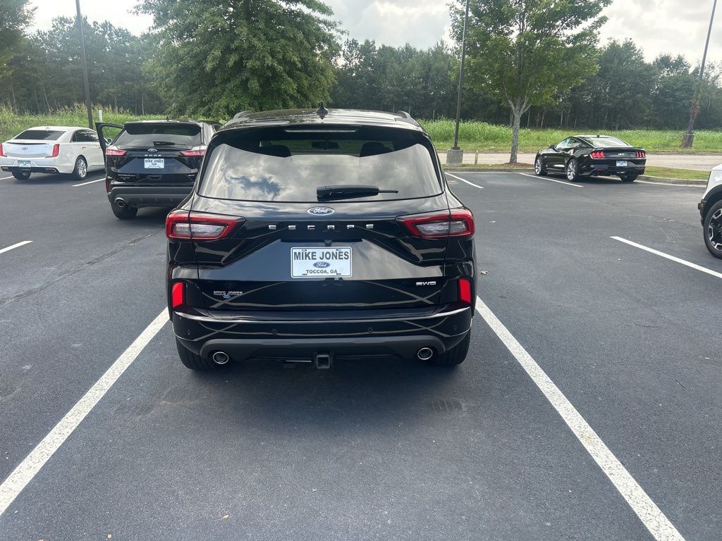 2023 Ford Escape ST-Line Select photo 3