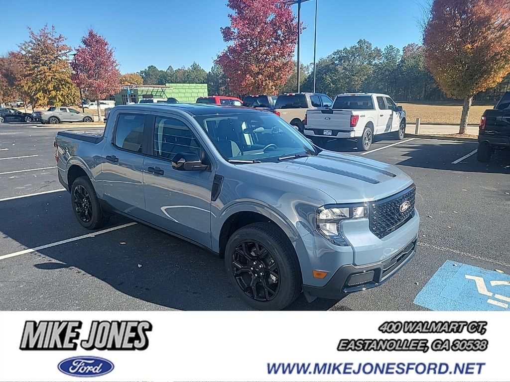 2025 Ford Maverick XLT's photo