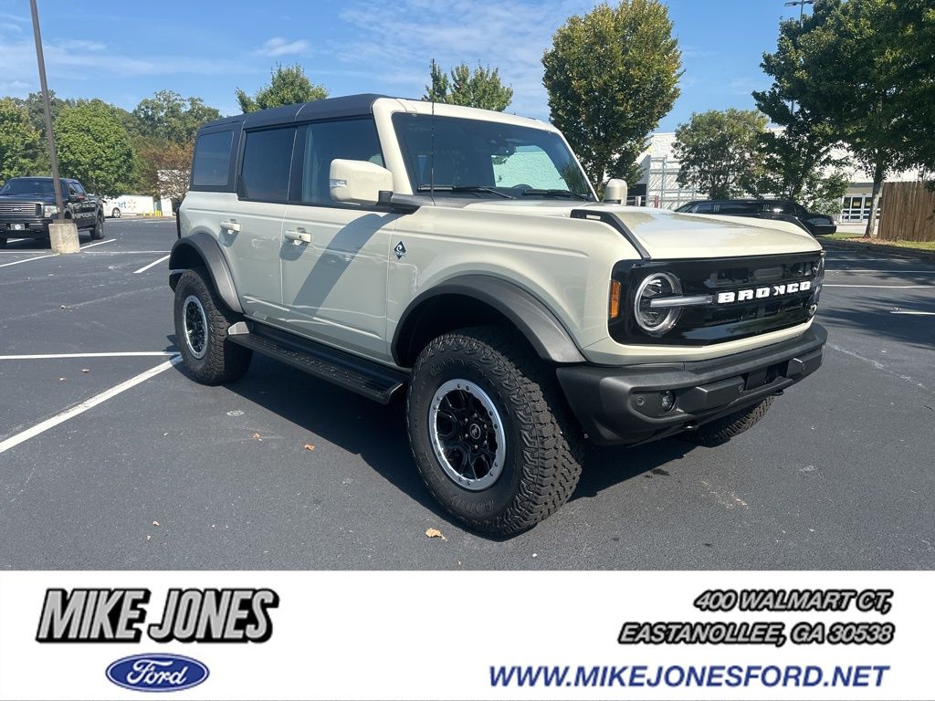 2025 Ford Bronco 4-Door Outer Banks