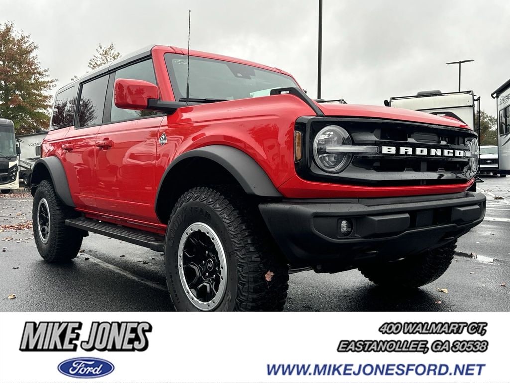 New 2024 Ford Bronco Outer Banks SUV