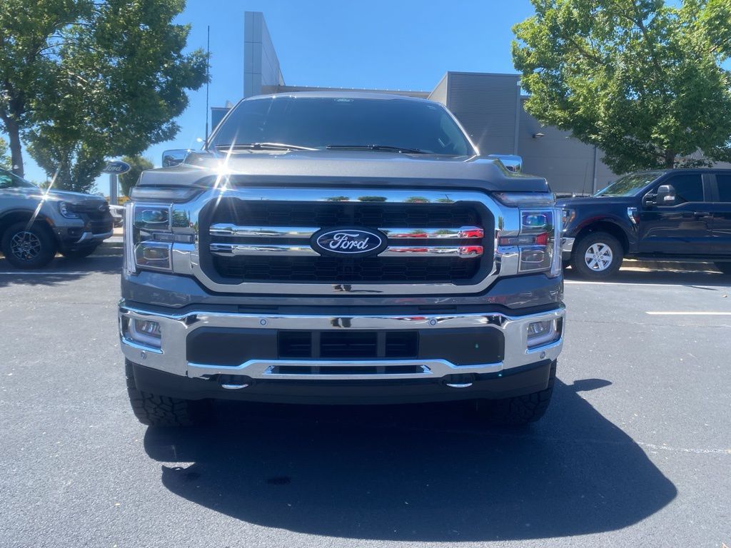 2024 Ford F-150 Lariat photo 3