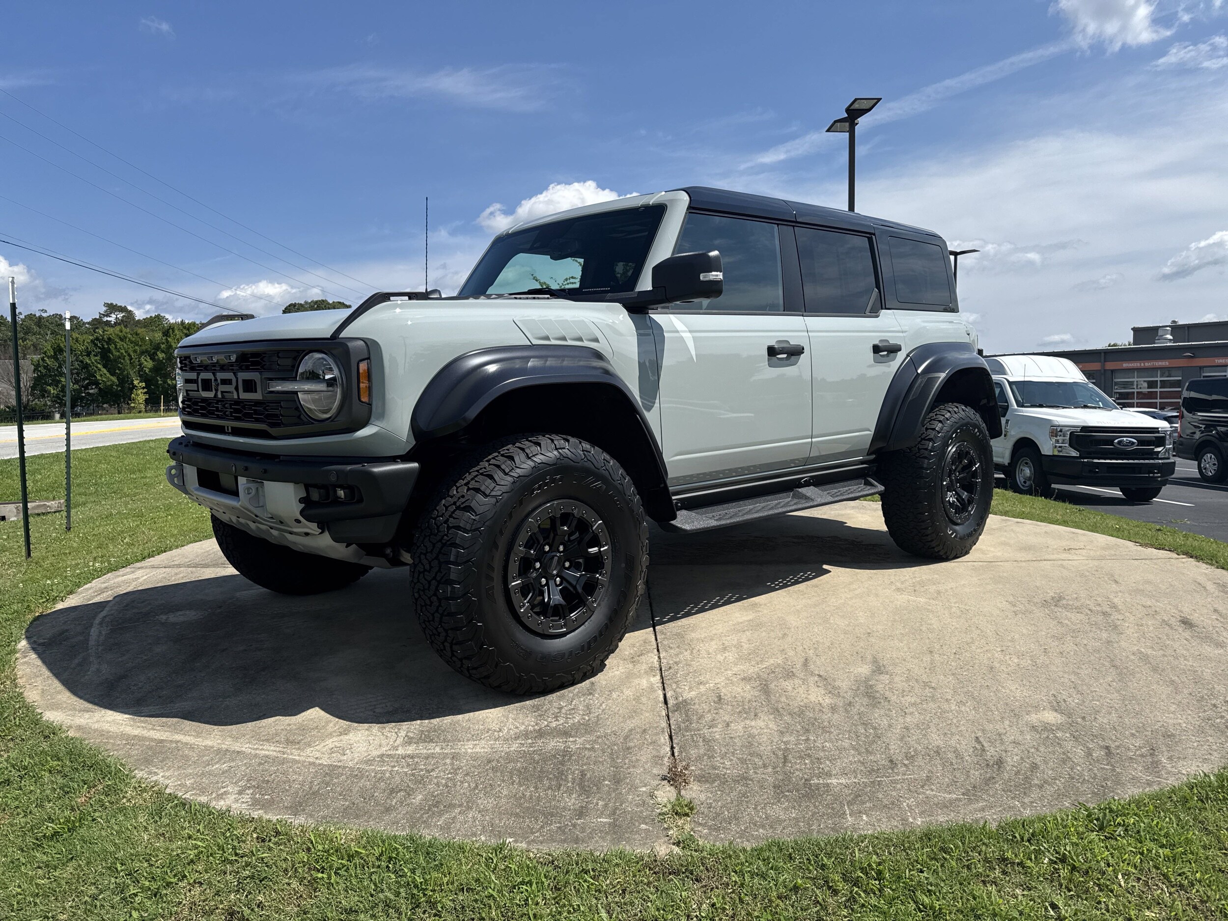 Used 2024 Ford Bronco 4-Door Raptor with VIN 1FMEE0RR2RLB47811 for sale in Eastanollee, GA