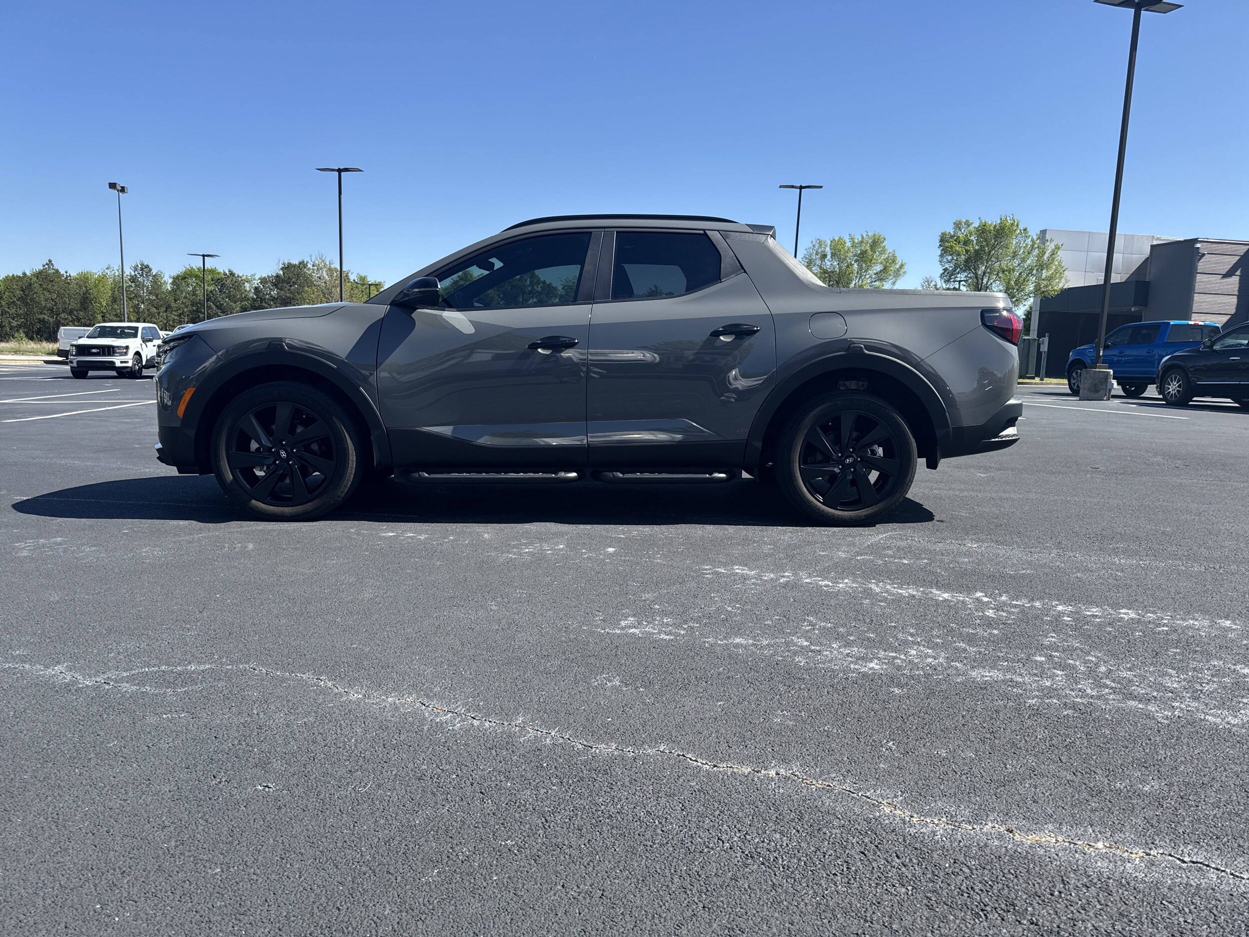 2023 Hyundai Santa Cruz Night photo 3