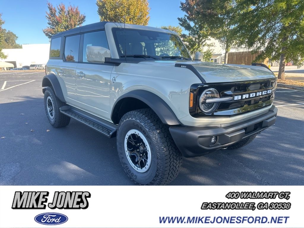 2025 Ford Bronco 4-Door Outer Banks's photo