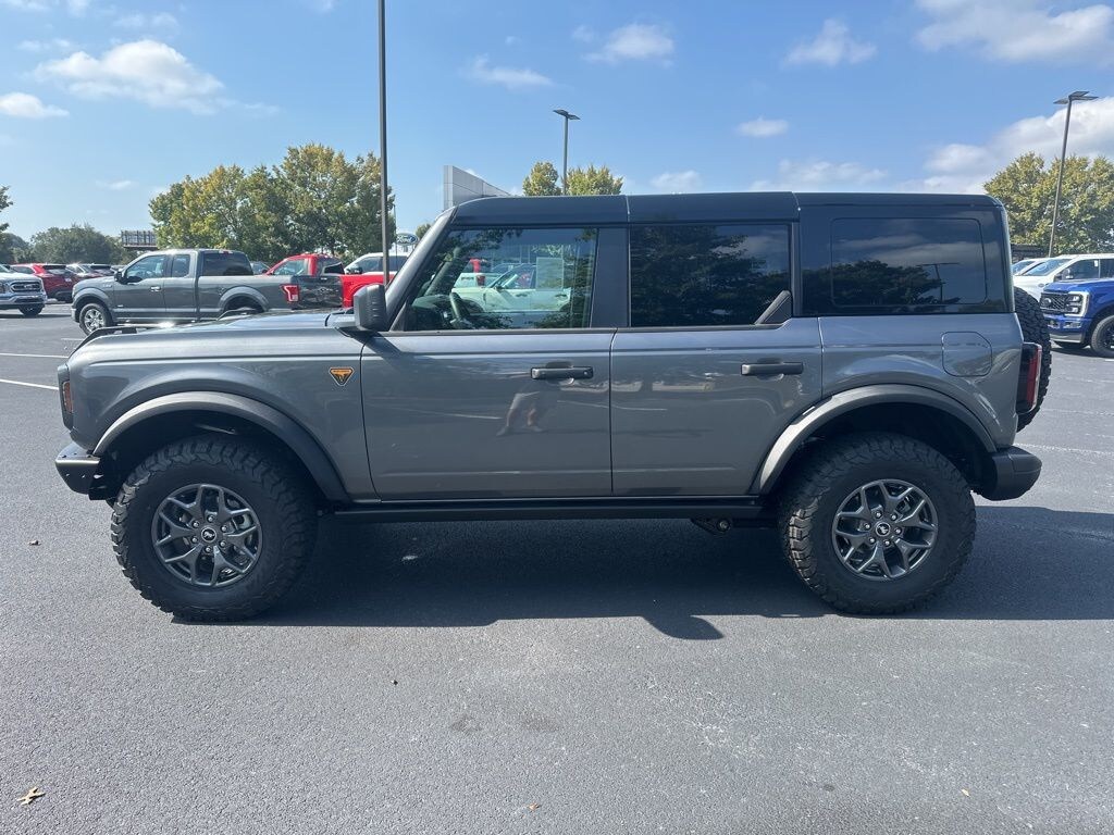 New 2025 Ford Bronco Badlands SUV