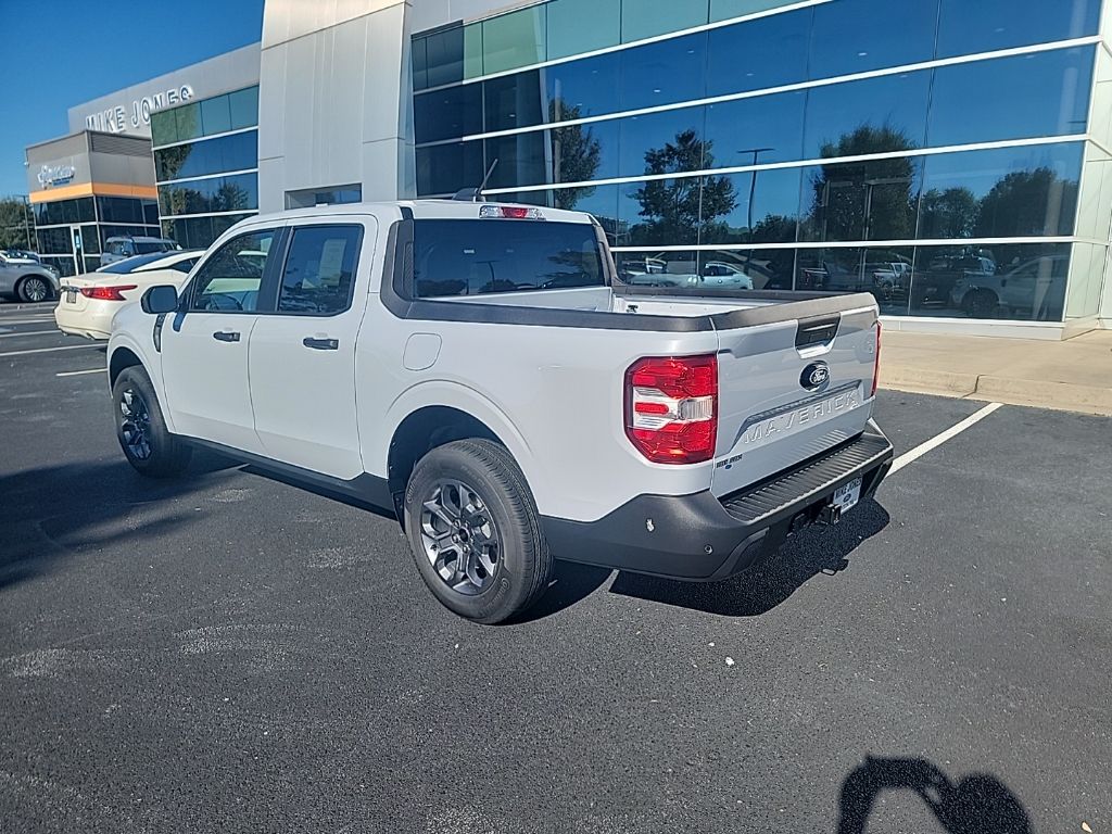 2025 Ford Maverick XLT photo 3