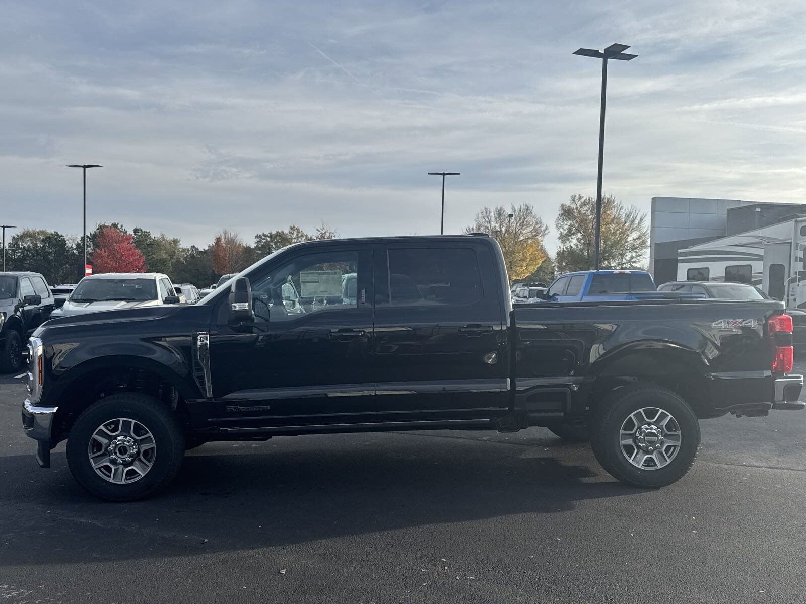 2024 Ford F-250 Lariat photo 3
