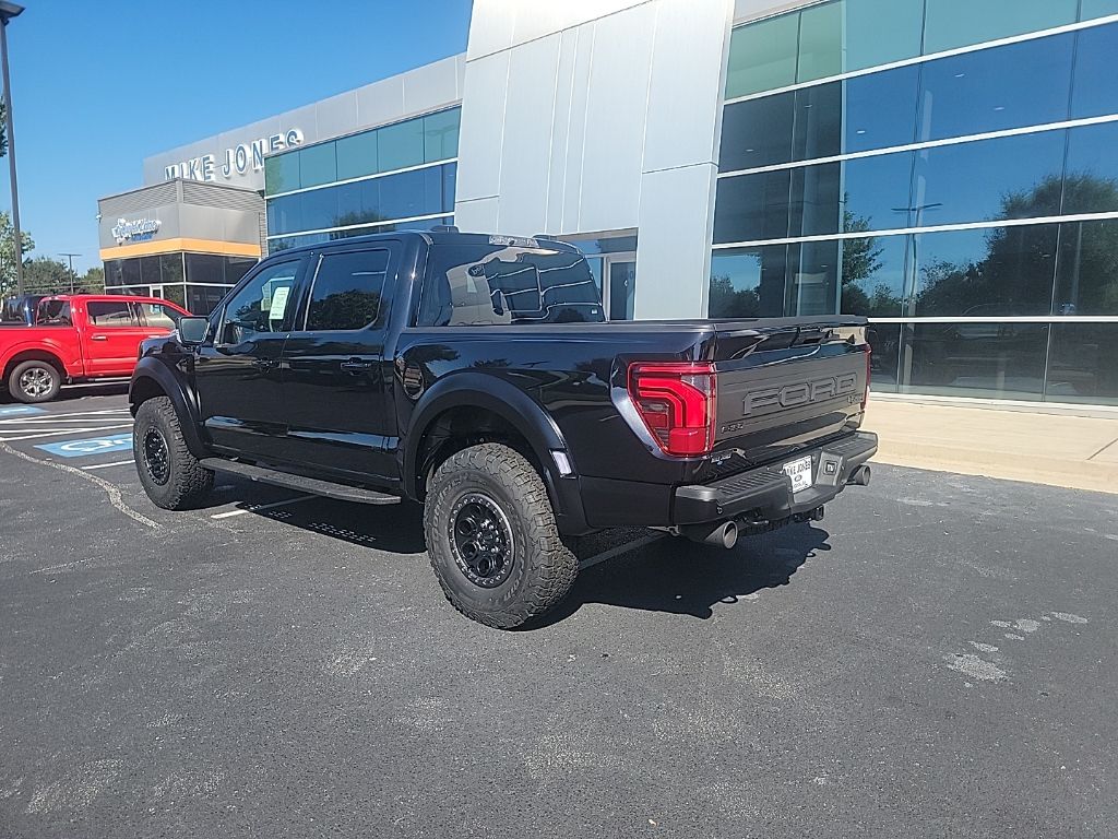 2025 Ford F-150 Raptor photo 3