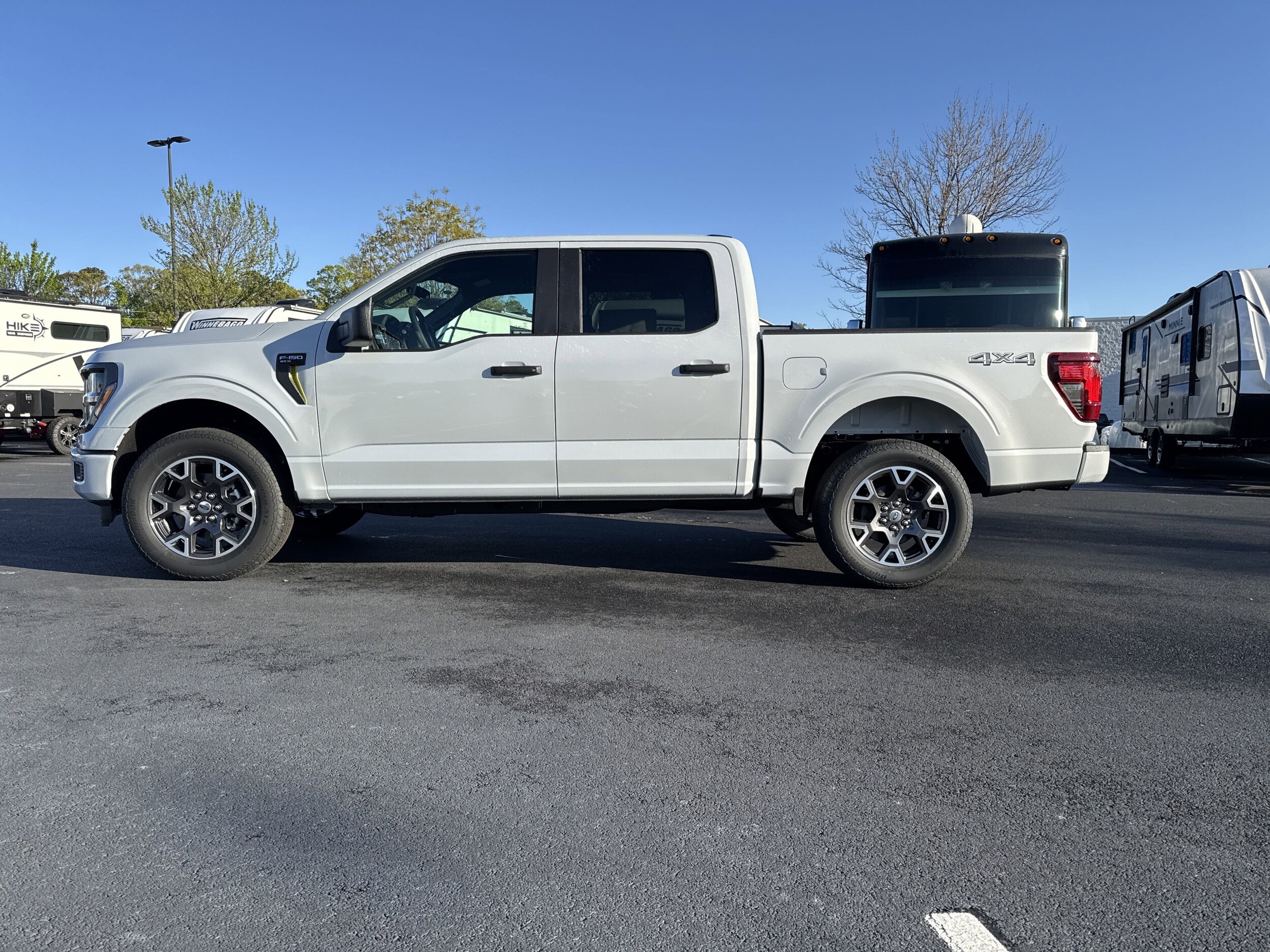 2025 Ford F-150 STX photo 4