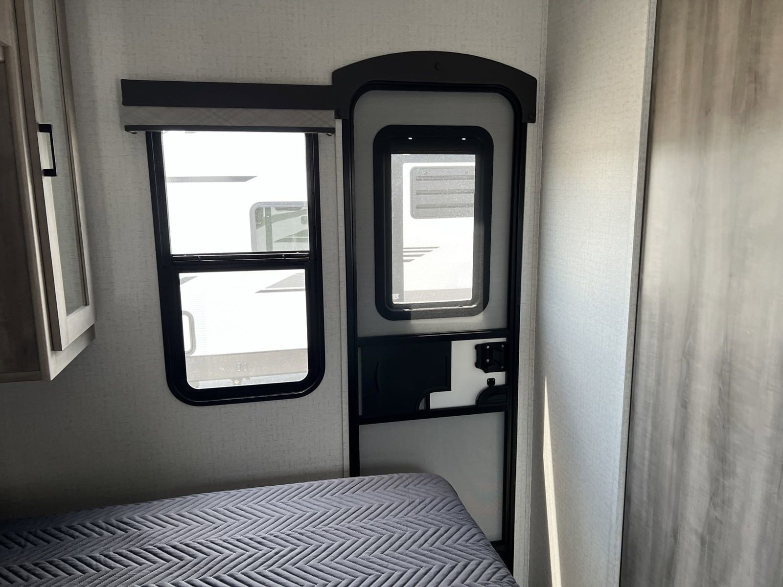 2022 Voyage/V2427RB/2022 image-27