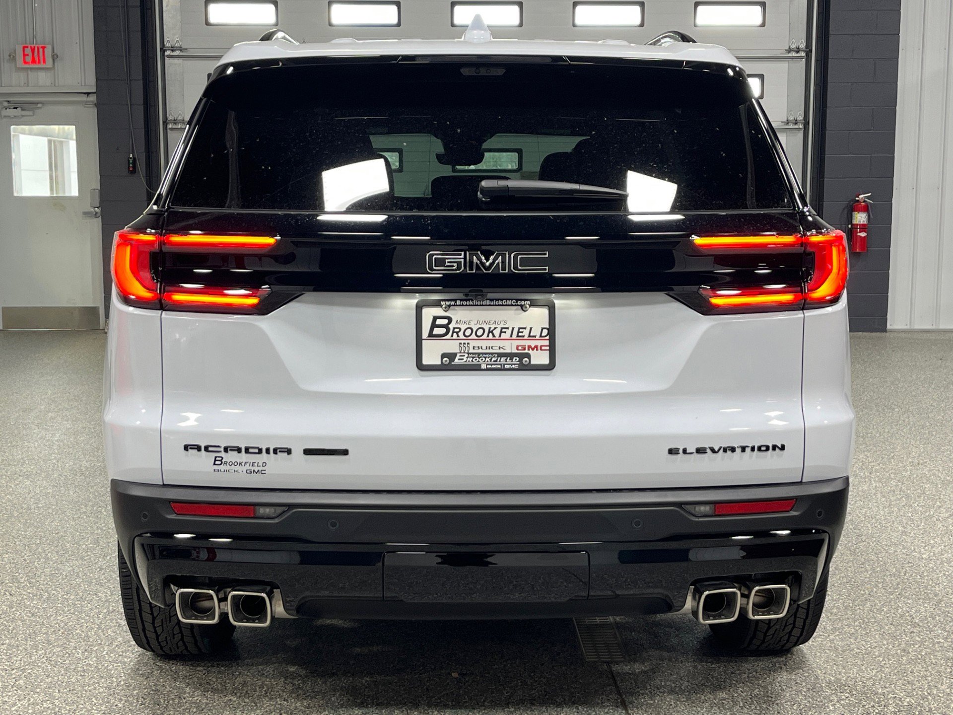 2026 Gmc Acadia Elevation photo 4