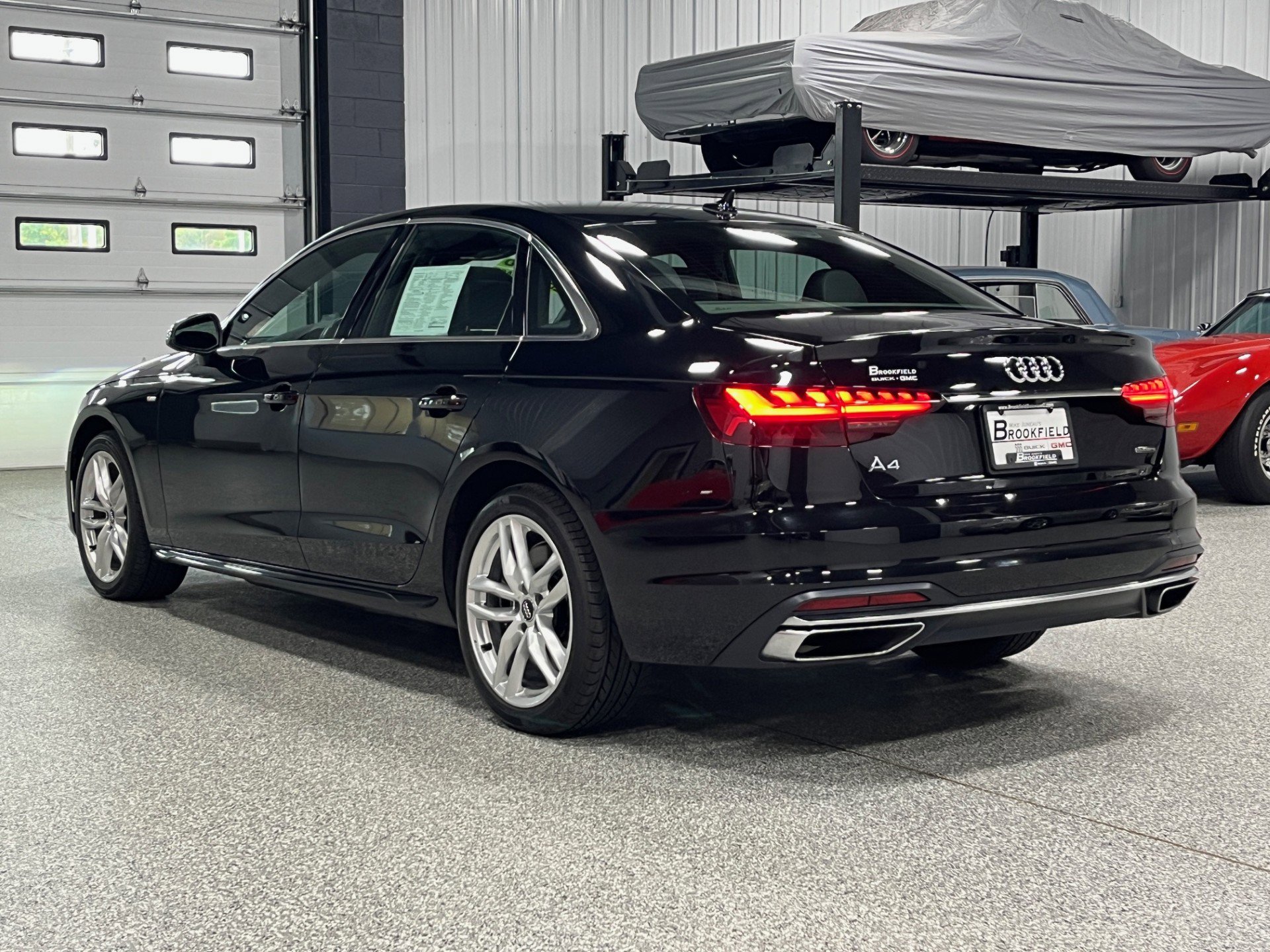 2020 Audi A4 Quattro Premium photo 2