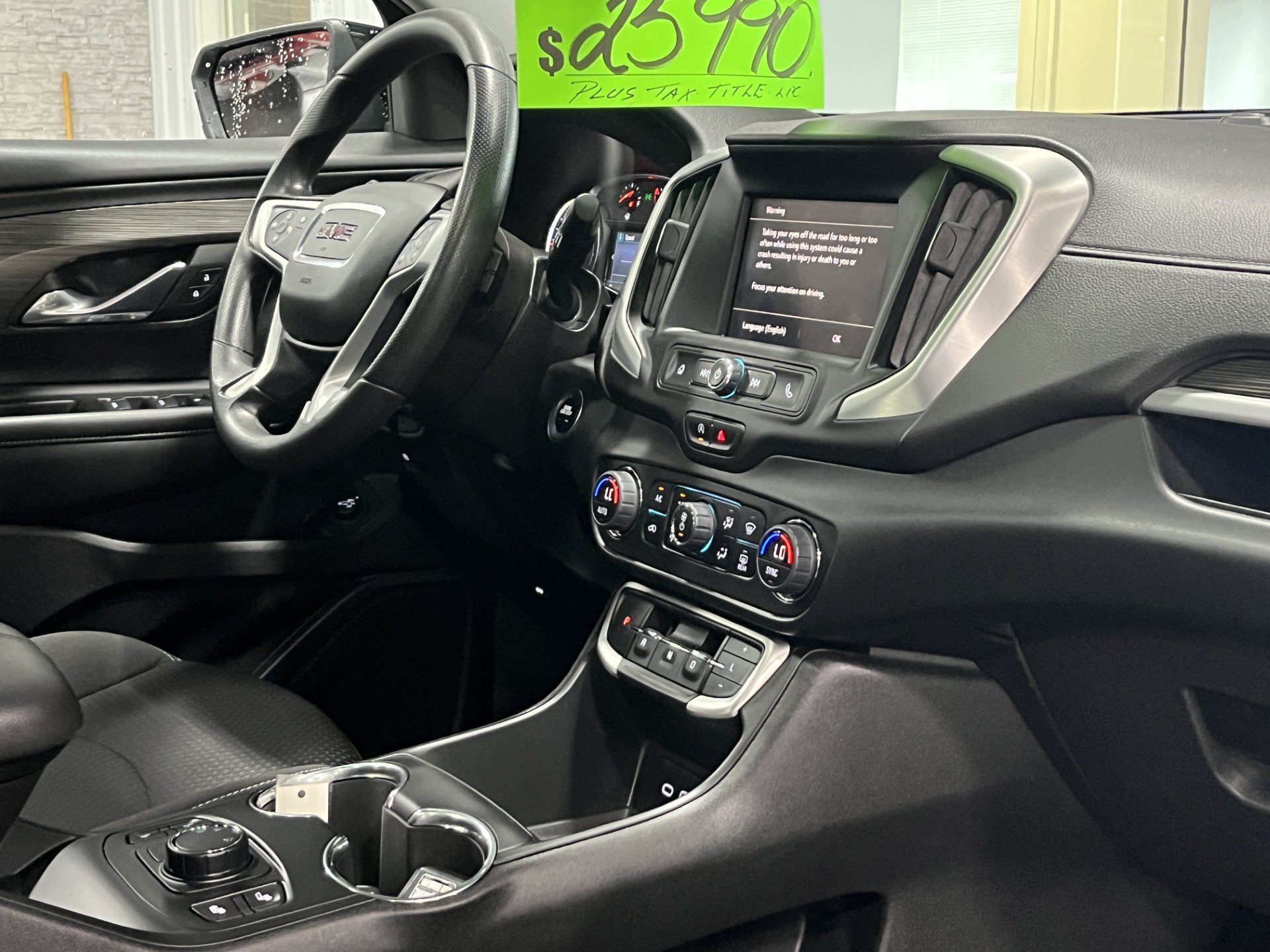 2023 GMC Terrain SLE - Photo 10