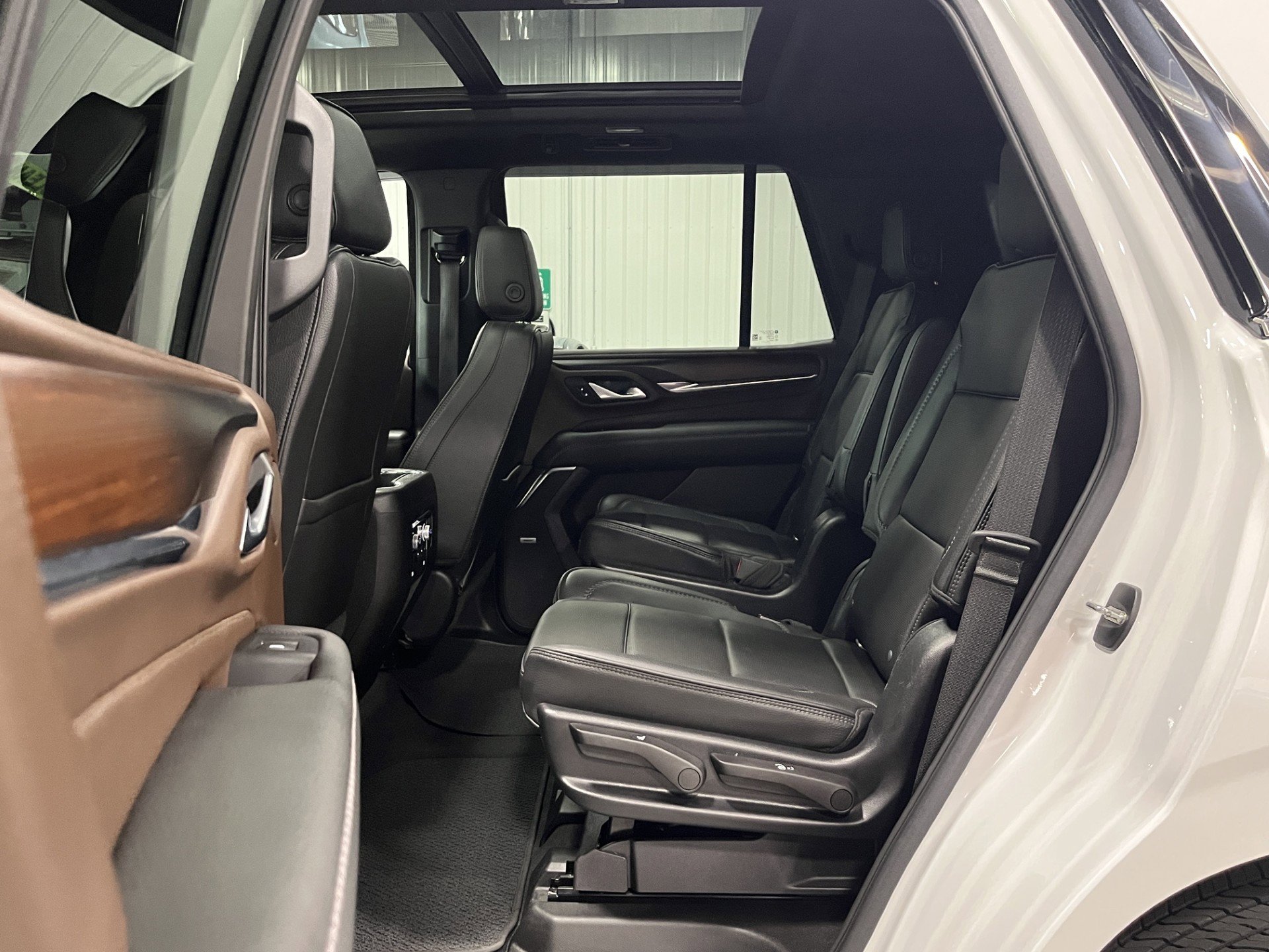 2022 GMC Yukon Denali - Photo 10