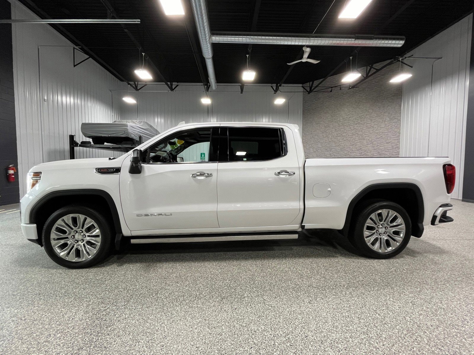 Certified 2021 GMC Sierra 1500 Denali Denali with VIN 3GTU9FEL9MG333148 for sale in Brookfield, WI