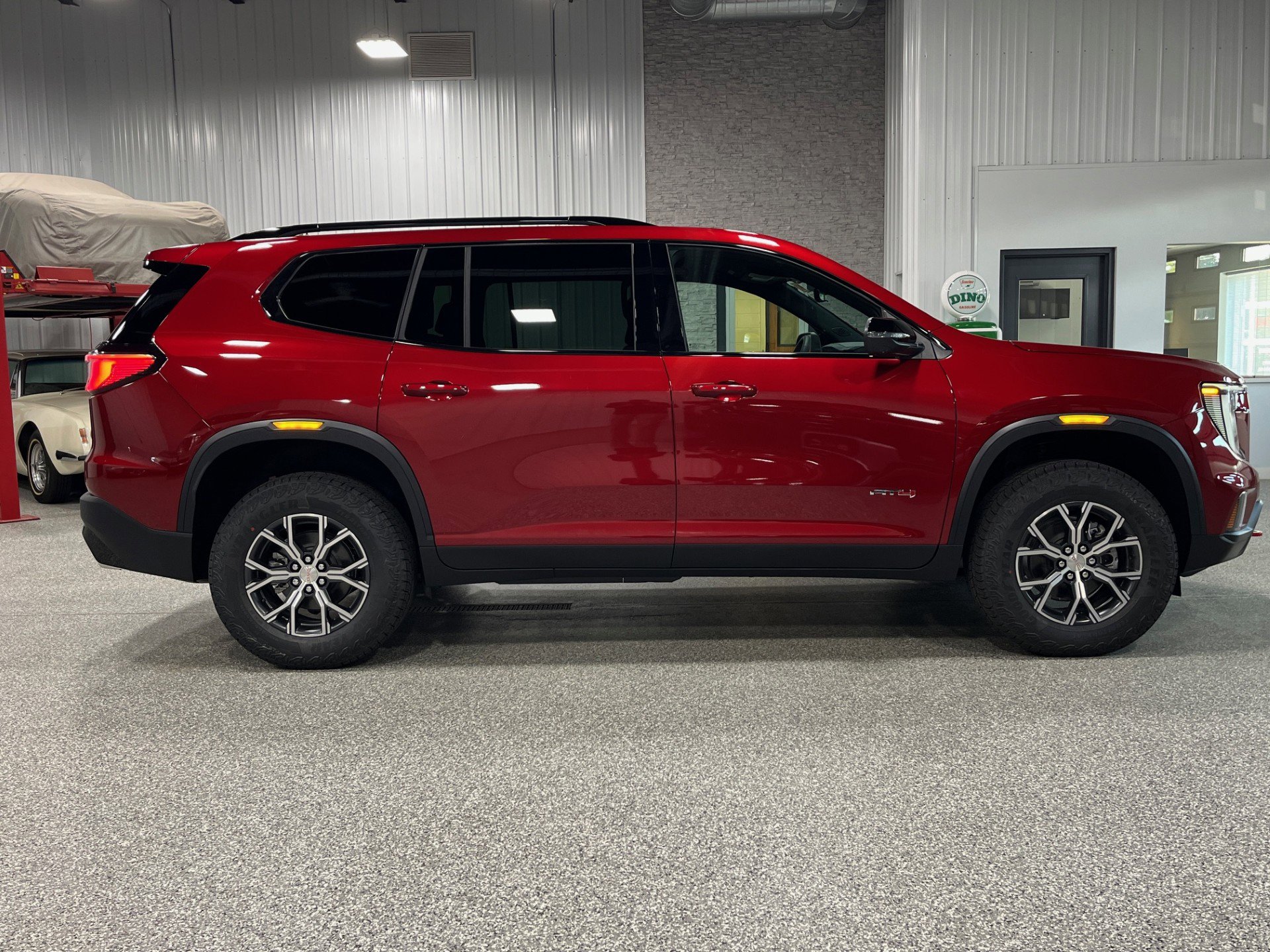2026 GMC Acadia AT4 - Photo 6