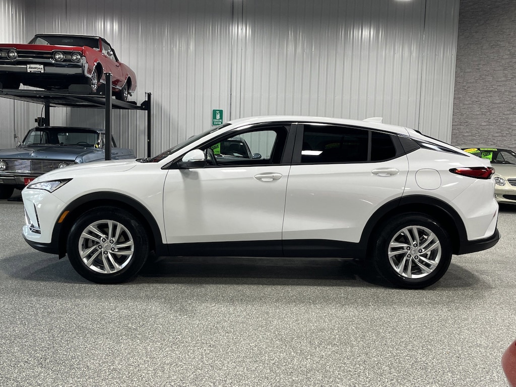 Used 2025 Buick Envista Preferred SUV