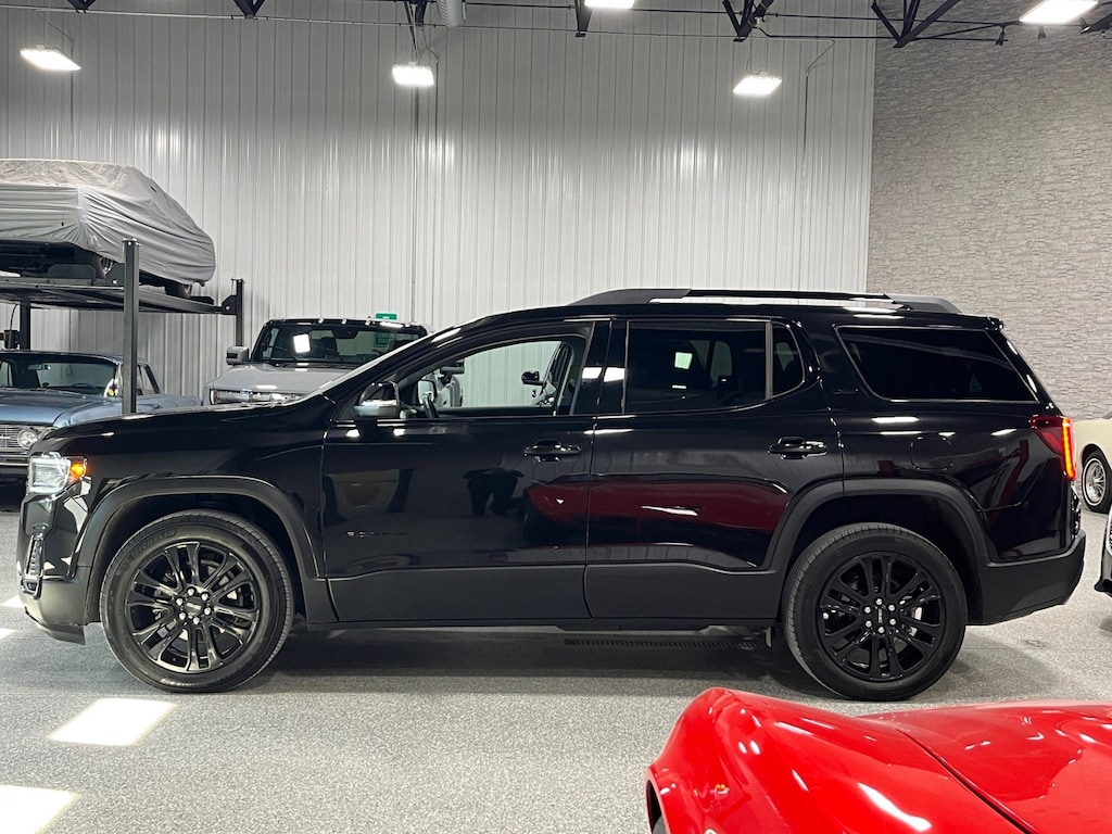 Used 2023 GMC Acadia SLT SUV