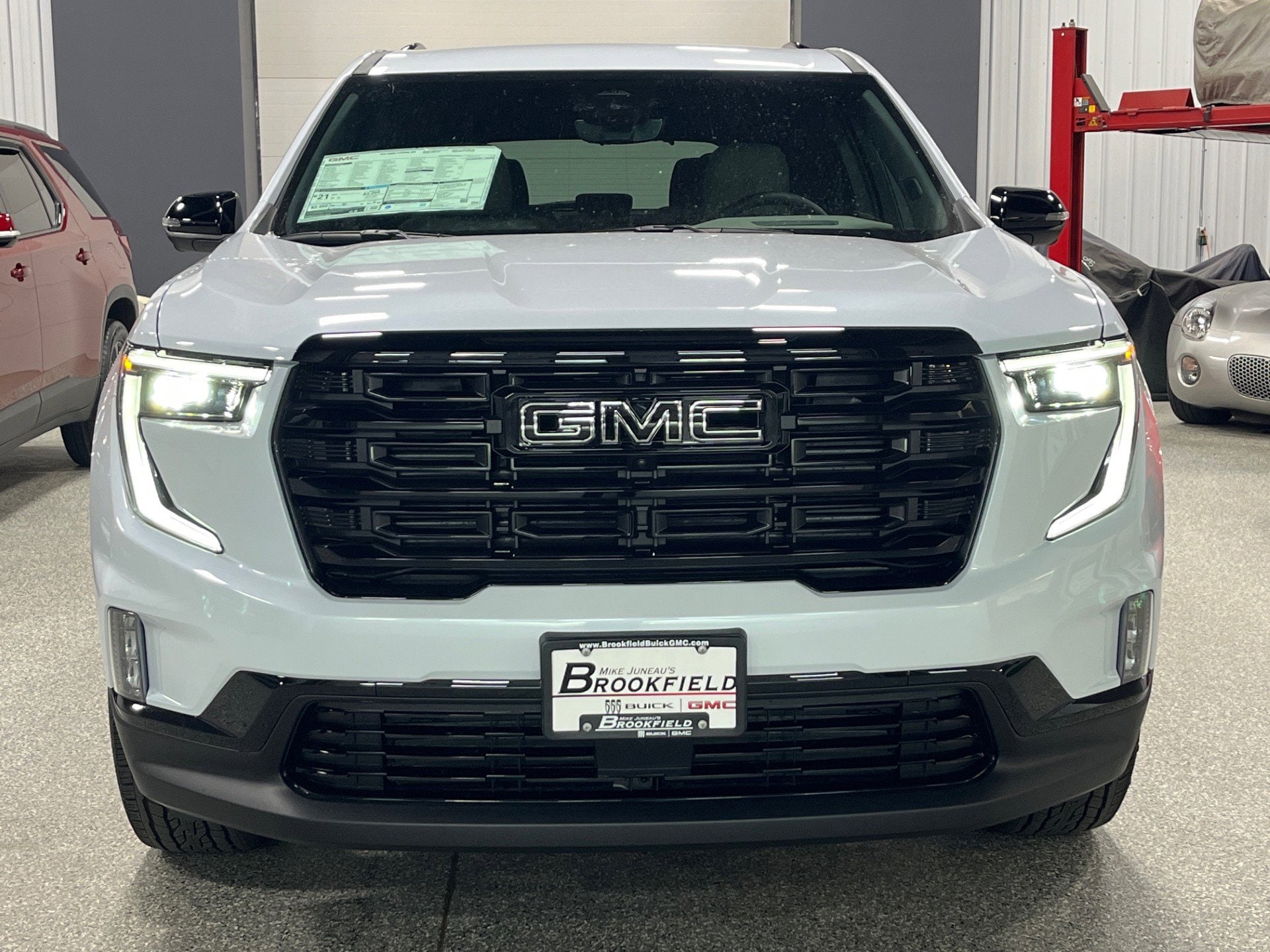 2026 GMC Acadia Elevation - Photo 6