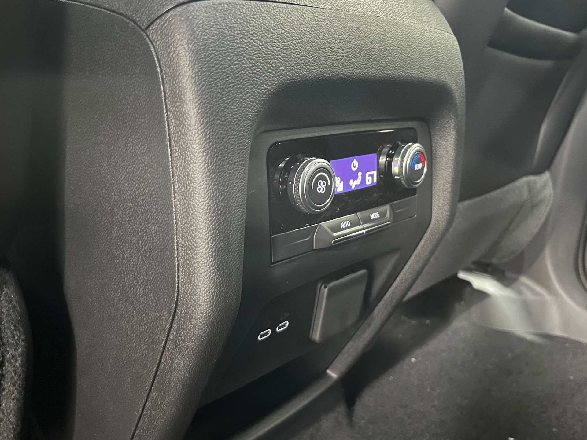 2026 GMC Acadia AT4 - Photo 12