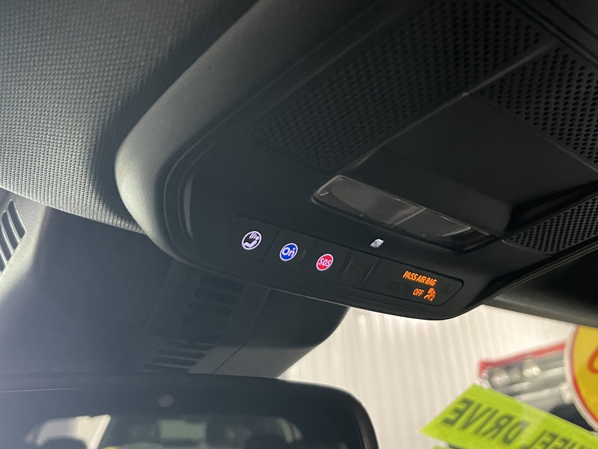 2025 GMC Acadia Elevation - Photo 14