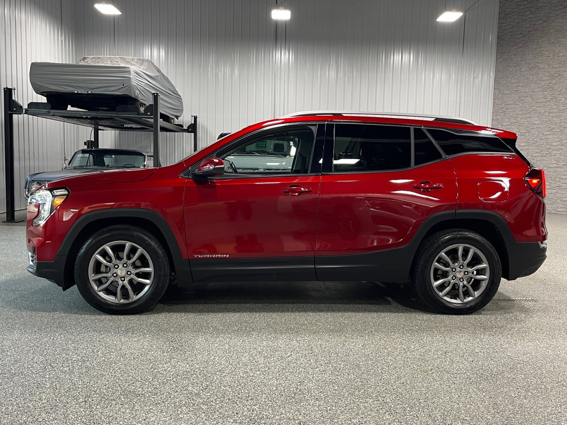 Certified 2022 GMC Terrain SLT with VIN 3GKALVEV2NL153717 for sale in Brookfield, WI
