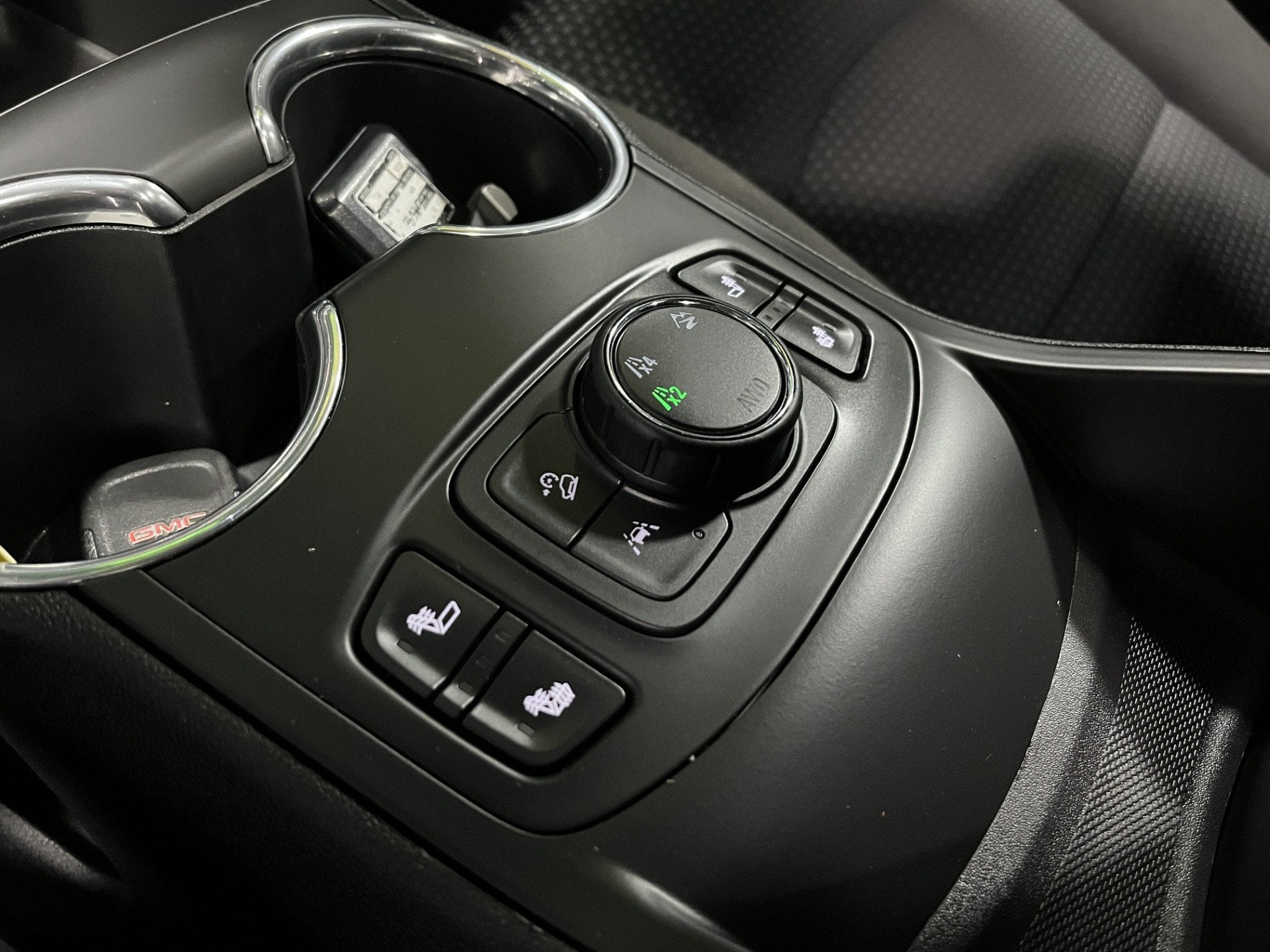 2023 GMC Terrain SLE - Photo 14