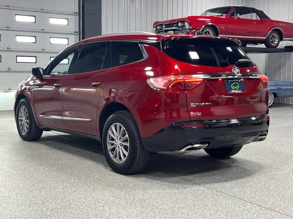 Used 2024 Buick Enclave Premium SUV