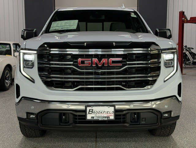 2026 GMC Sierra 1500 SLT - Photo 6