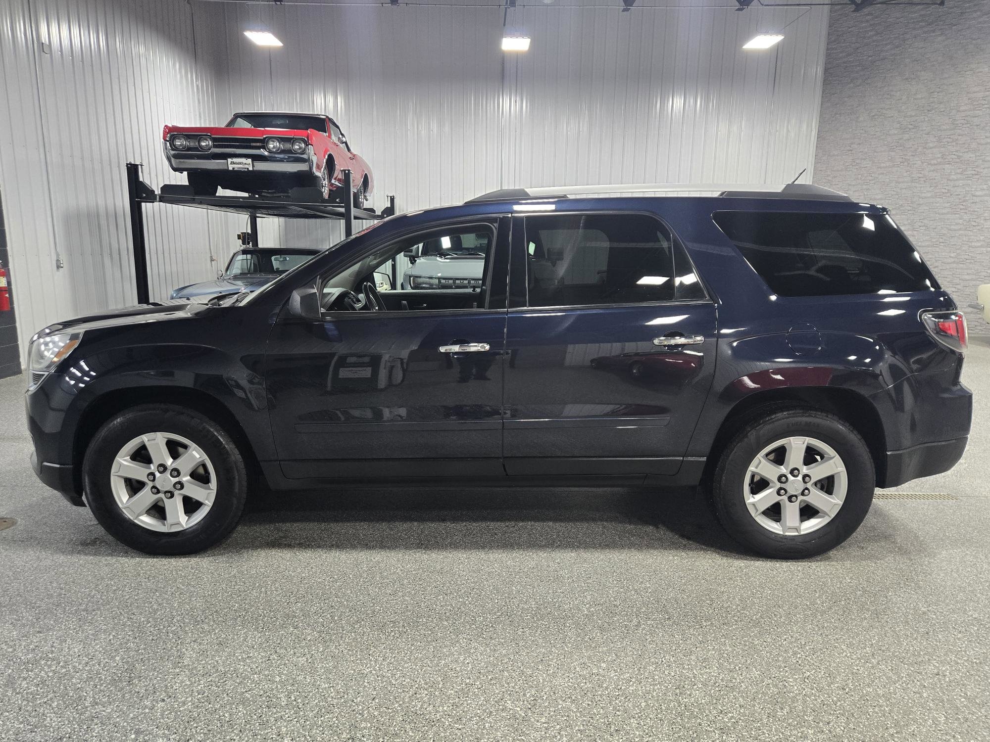 Used 2015 GMC Acadia SLE1 with VIN 1GKKRNED0FJ355281 for sale in Brookfield, WI