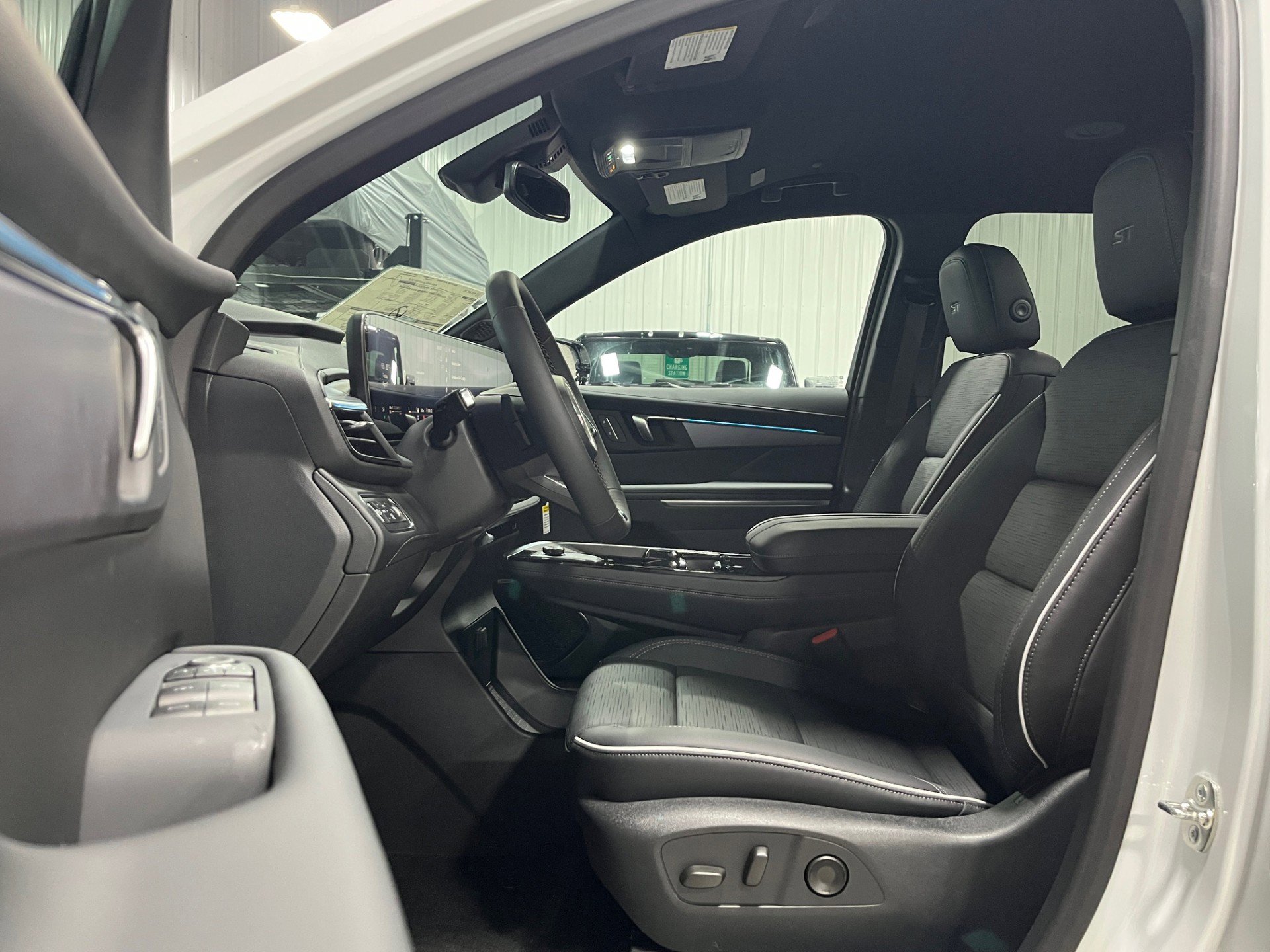 2026 Buick Enclave Sport Touring - Photo 11