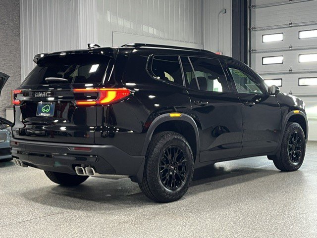 2026 GMC Acadia AT4 - Photo 5