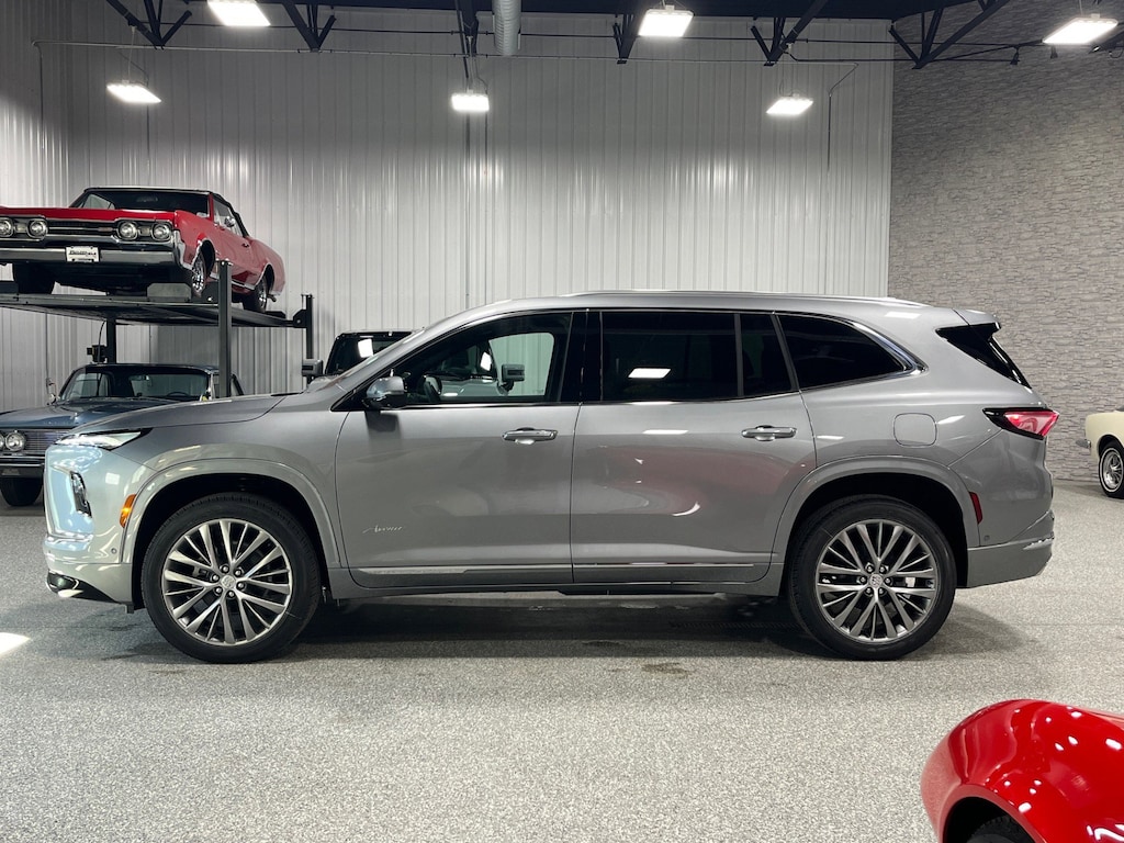 New 2026 Buick Enclave Avenir SUV