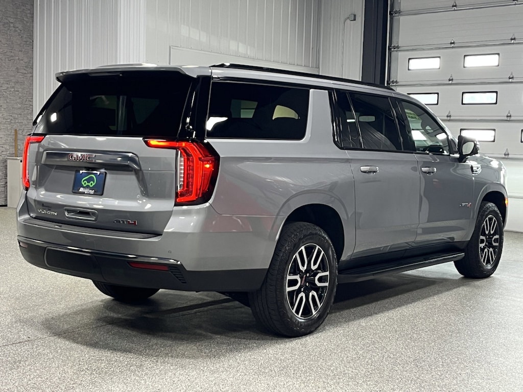 Used 2024 GMC Yukon XL AT4 SUV